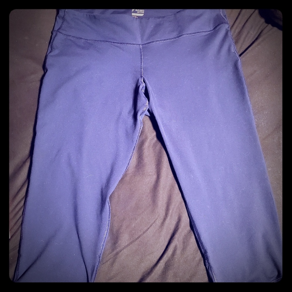 Old Navy Active Capris Size XXL